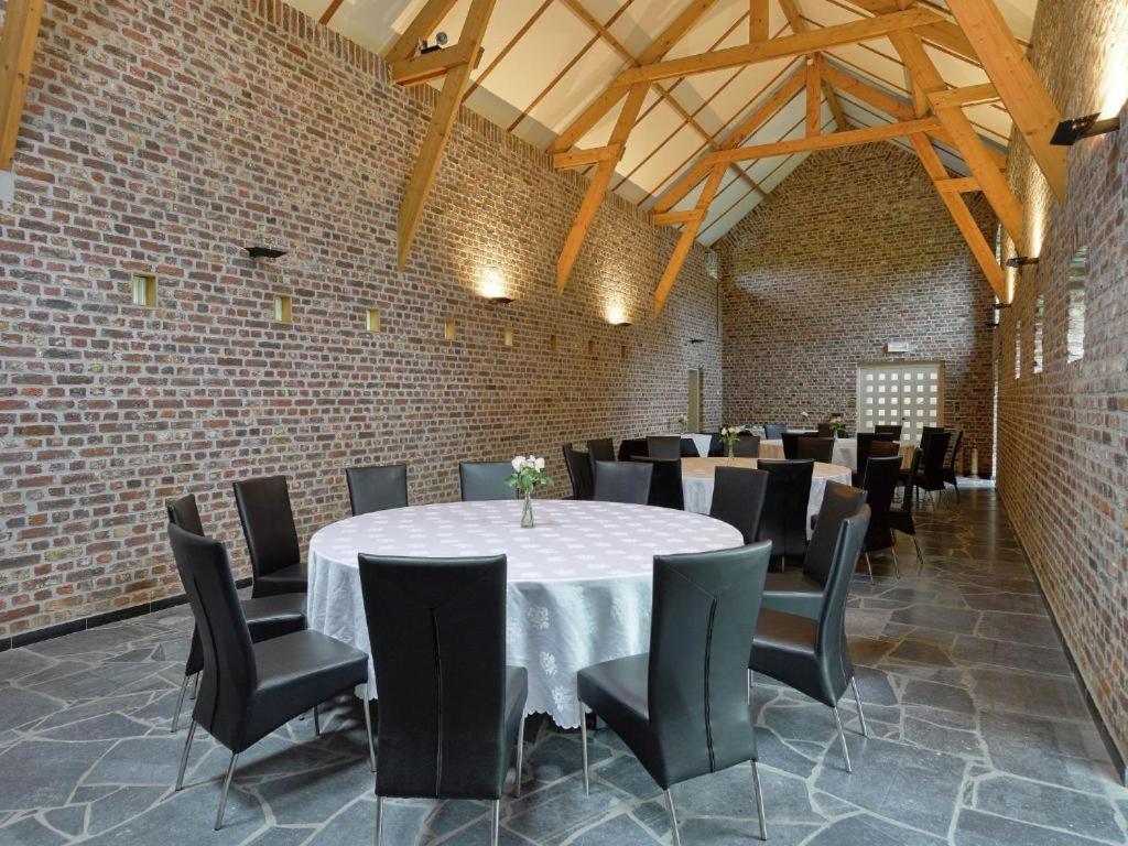 Hotel Het Bloesemklooster Relais à Saint-Trond Extérieur photo